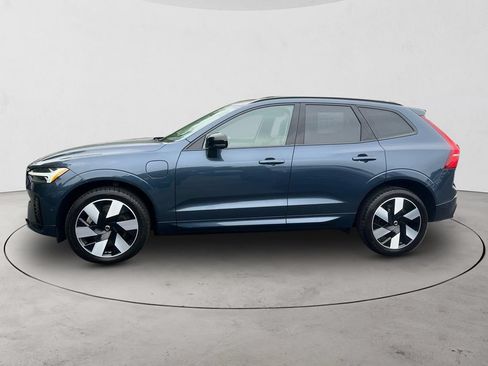 Certified 2024 Volvo XC60 T8 Ultimate w/ Climate Package AWD/4WD image 2