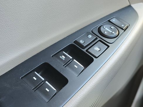 Used 2019 Hyundai Tucson Limited image 13