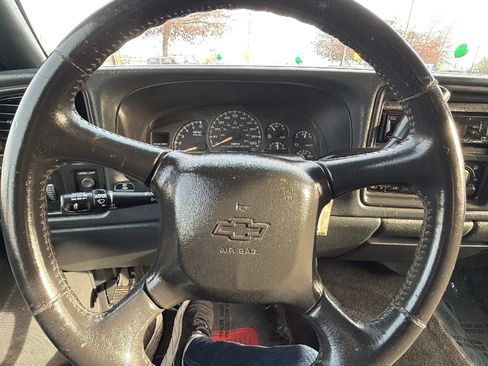 Used 2002 Chevrolet Silverado 2500 LS RWD image 15