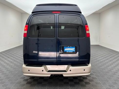 Used 2013 GMC Savana 1500 RWD image 9