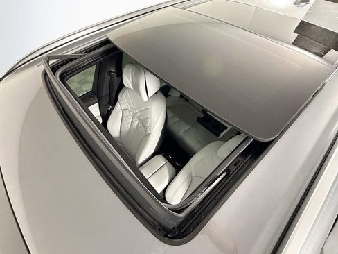 Used 2026 BMW X5 sDrive40i w/ Executive Package image 23