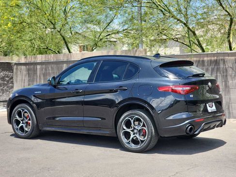 Used 2023 Alfa Romeo Stelvio Veloce AWD/4WD image 6