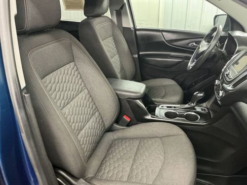 Used 2019 Chevrolet Equinox LT AWD/4WD image 32