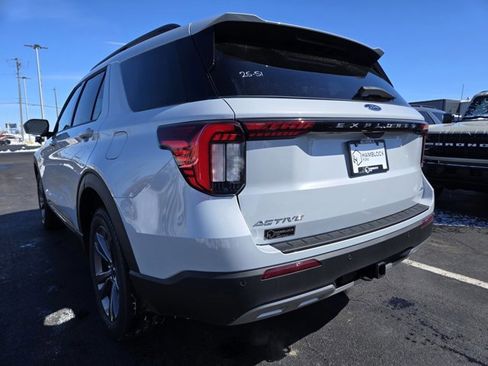 New 2026 Ford Explorer Active image 30