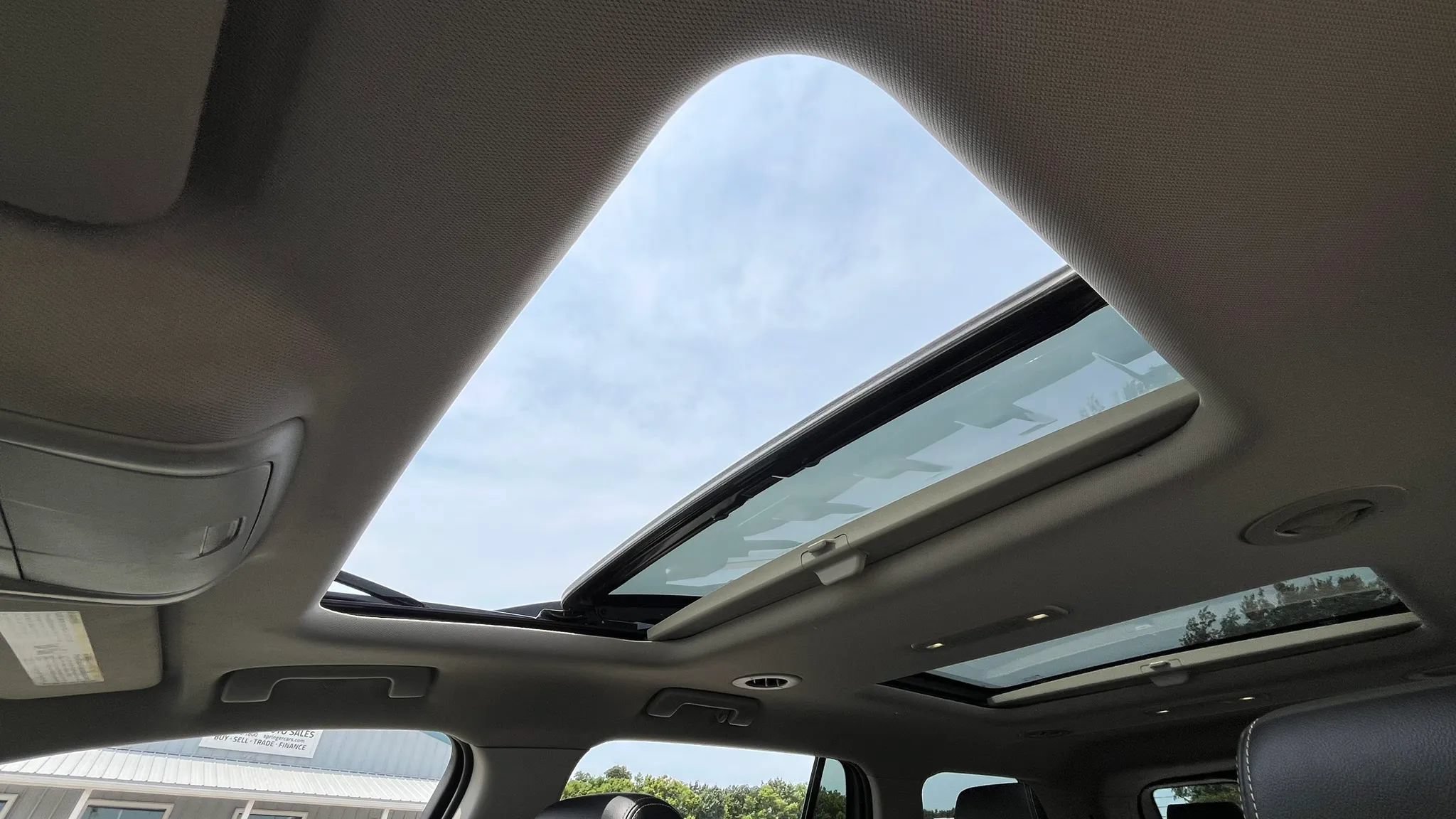 Used 2019 GMC Acadia Denali w/ LPO, Floor Liner Package AWD/4WD image 23