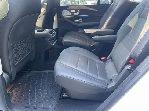 Certified 2023 Mercedes-Benz GLS 580 4MATIC image 40