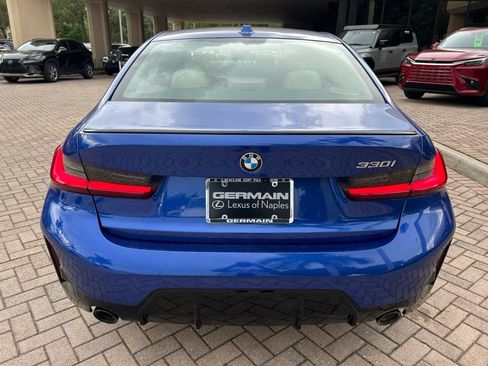 Used 2026 BMW 330i Sedan w/ M Sport Package RWD image 4
