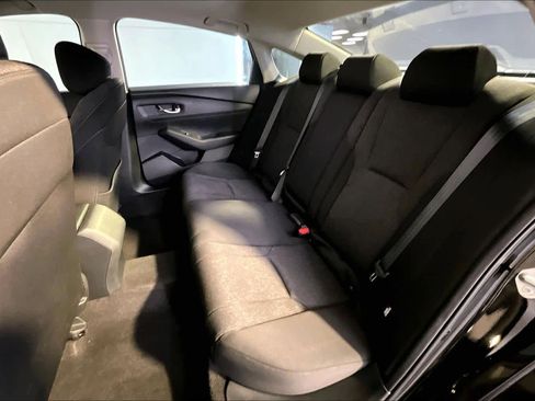 Used 2023 Honda Accord EX image 21