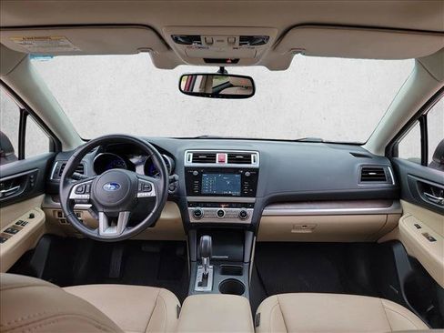 Used 2016 Subaru Outback 2.5i Limited AWD/4WD image 18