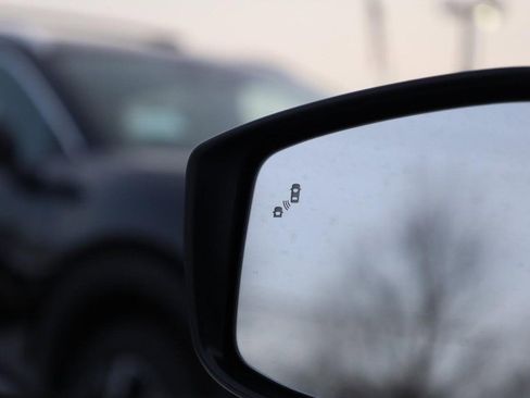 New 2025 Nissan Versa SV w/ Trunk Package image 17