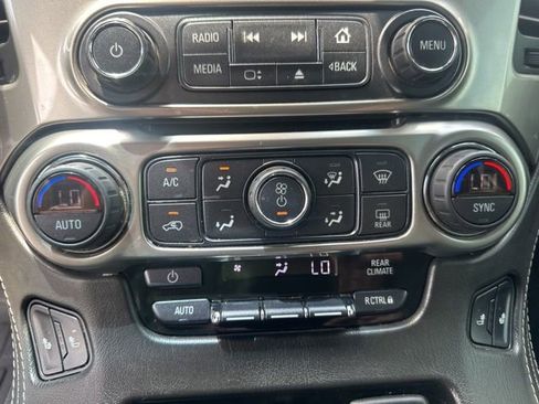 Used 2019 Chevrolet Tahoe LT image 18