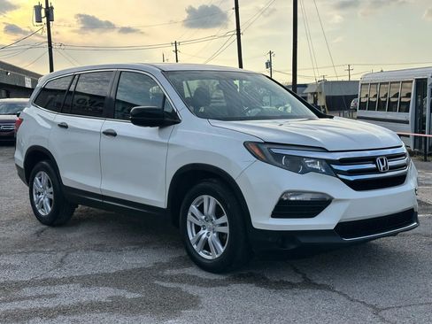 Used 2016 Honda Pilot LX image 9