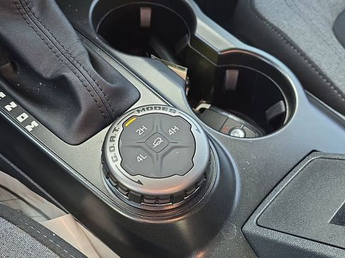 Used 2023 Ford Bronco Big Bend image 23