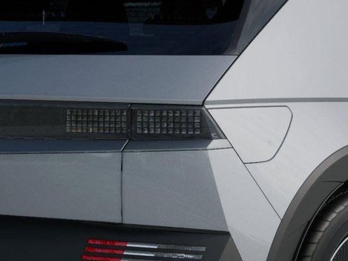 New 2026 Hyundai Ioniq 5 SE image 10