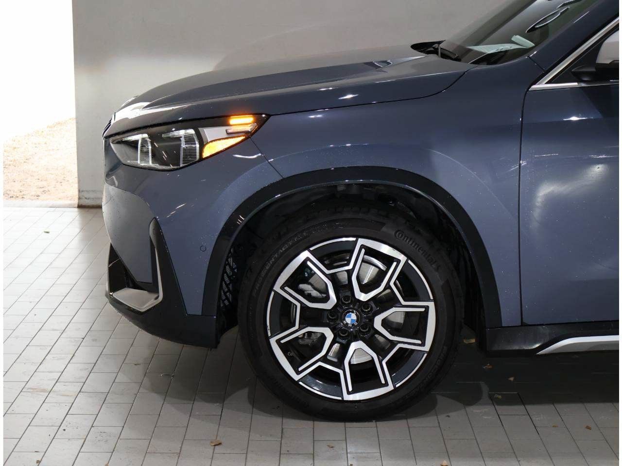 Certified 2023 BMW X1 xDrive28i w/ Premium Package AWD/4WD image 4