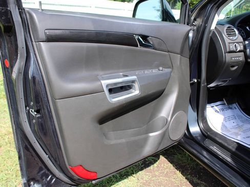 Used 2014 Chevrolet Captiva Sport LTZ FWD image 15