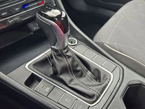 Used 2025 Volkswagen Jetta Sport FWD image 24