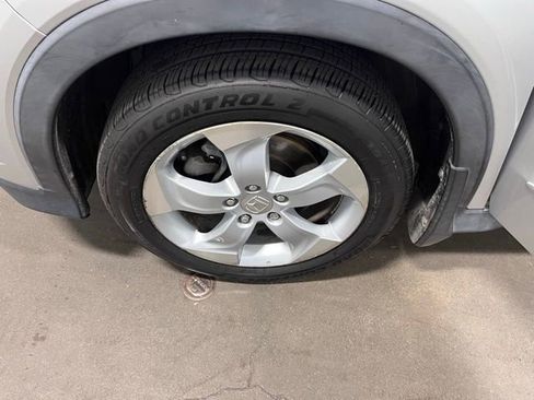 Used 2016 Honda HR-V EX image 29