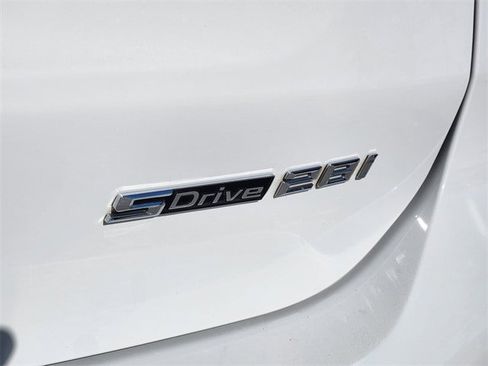 Used 2019 BMW X1 sDrive28i w/ Convenience Package image 8