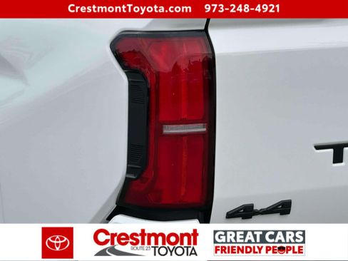 Certified 2025 Toyota Tacoma SR5 AWD/4WD image 8