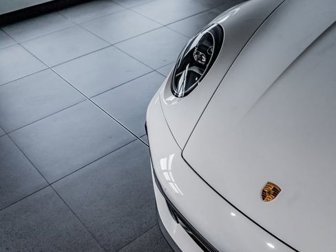 Certified 2024 Porsche 911 Carrera 4S AWD/4WD image 31