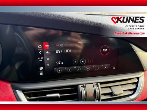 Used 2021 Alfa Romeo Giulia Ti Sport image 31