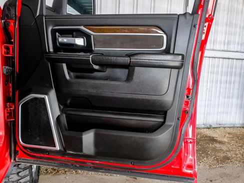 Used 2023 RAM 3500 Laramie AWD/4WD image 46