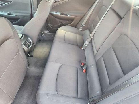 Used 2023 Chevrolet Malibu LT FWD image 31