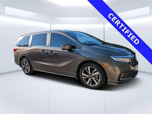 Certified 2022 Honda Odyssey Touring image 1