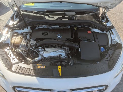 Used 2021 Mercedes-Benz GLA 250 4MATIC image 45