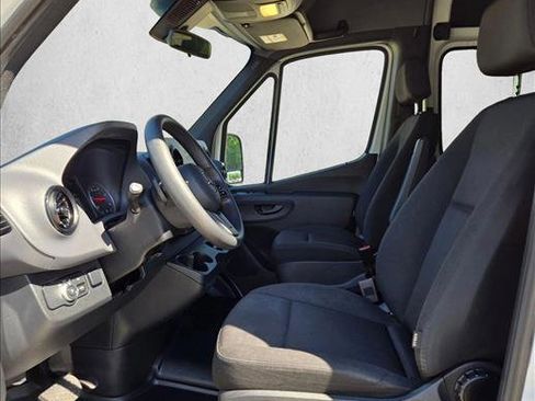 Used 2024 Mercedes-Benz Sprinter 2500 image 15