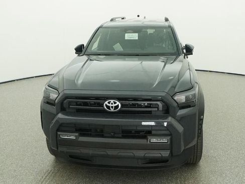 New 2026 Toyota 4Runner SR5 AWD/4WD image 15