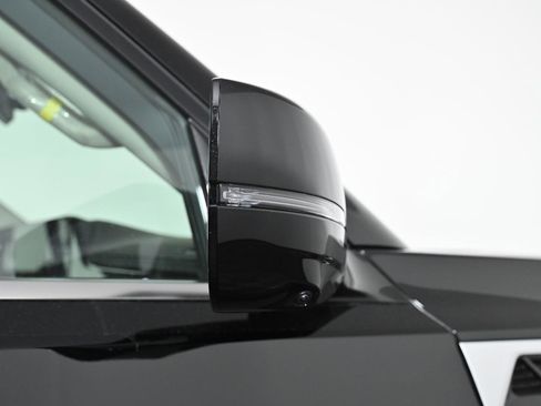 New 2026 INFINITI QX80 Luxe image 9