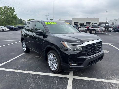 Used 2025 Honda Passport EX-L image 10