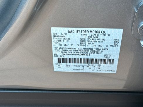 Used 2023 Ford Explorer XLT w/ Equipment Group 202A image 31