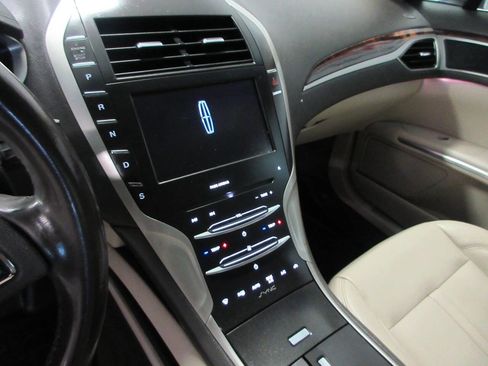 Used 2016 Lincoln MKZ AWD w/ Equipment Group 200A Select image 20