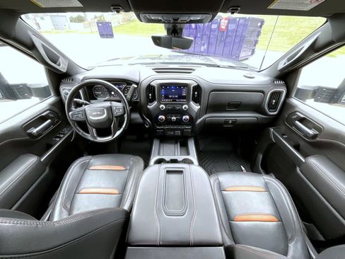 Used 2020 GMC Sierra 2500 AT4 w/ Technology Package AWD/4WD image 15