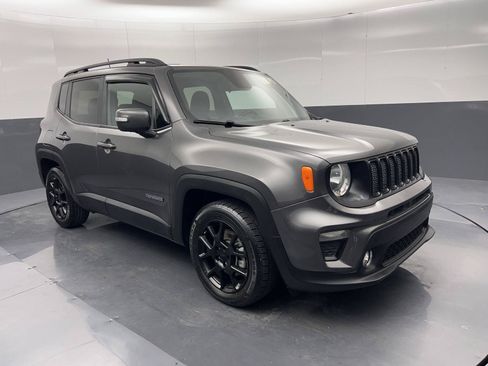 Used 2019 Jeep Renegade Altitude w/ Quick Order Package 2XM FWD image 35