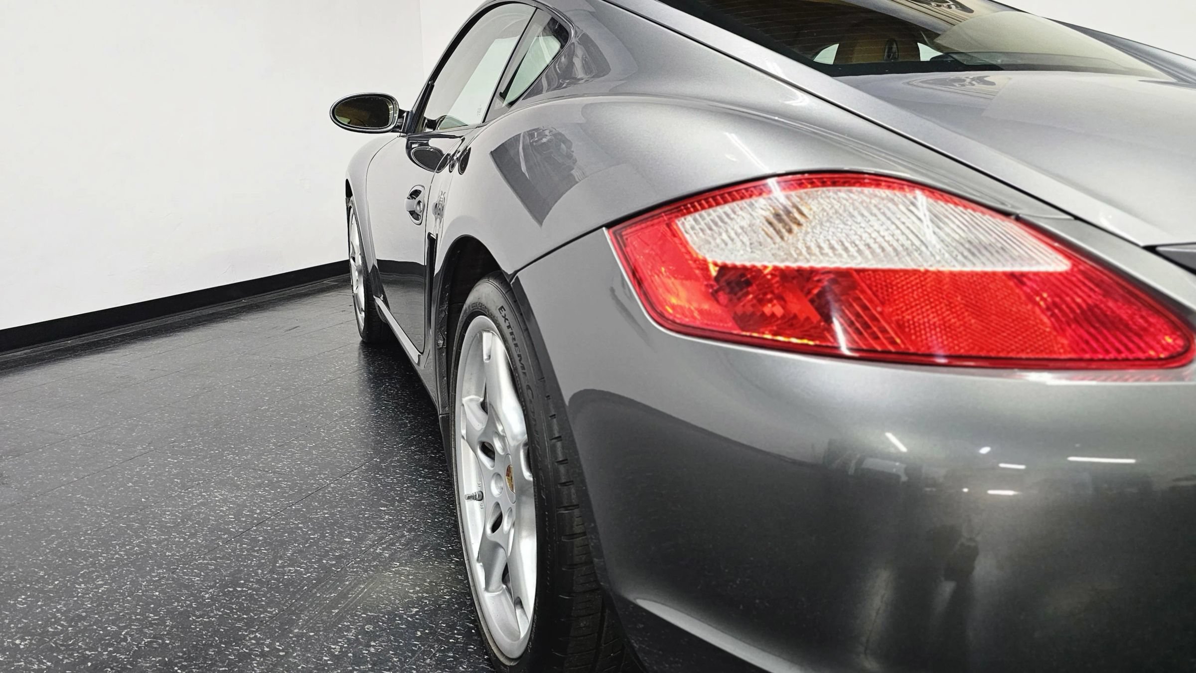 Used 2007 Porsche Cayman S RWD image 30