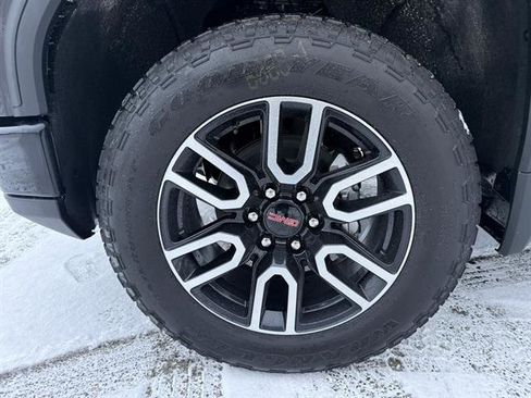 New 2026 GMC Sierra 1500 AT4 w/ AT4 Premium Package image 6