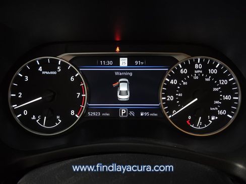 Used 2024 Nissan Sentra SV FWD image 25