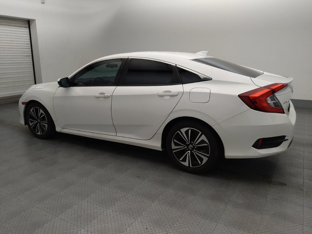 Used 2018 Honda Civic EX-T image 3