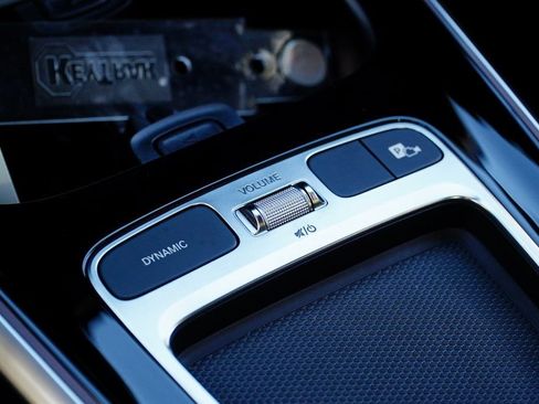 Used 2024 Mercedes-Benz EQB 250+ image 15