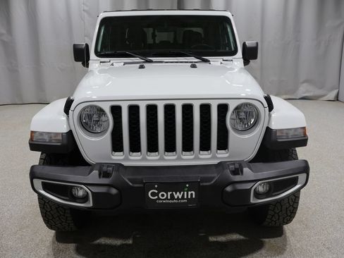 Used 2021 Jeep Gladiator Overland AWD/4WD image 9