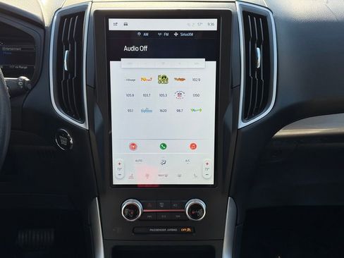 Used 2024 Ford Edge SEL image 21