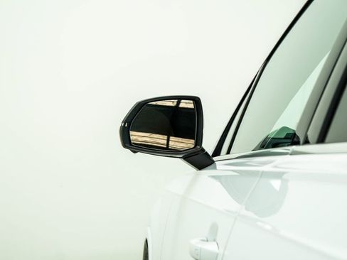 Used 2025 Audi Q7 3.0T Premium Plus AWD/4WD image 14