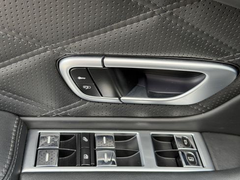 Used 2013 Bentley Continental GT image 22