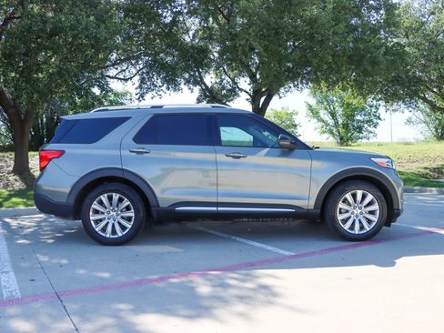 Used 2020 Ford Explorer Limited RWD image 8