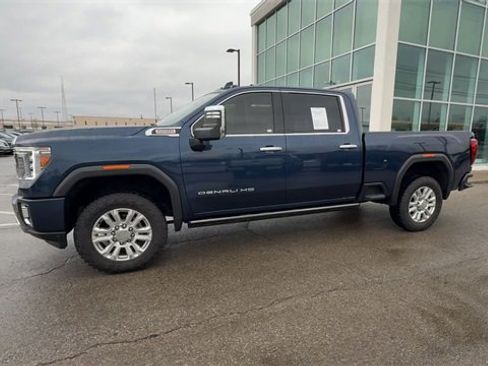 Used 2022 GMC Sierra 2500 Denali w/ Denali Ultimate Package image 4