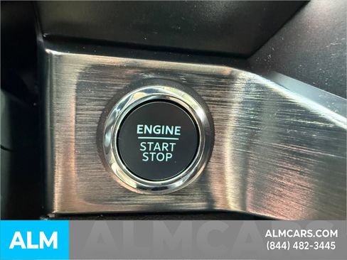Used 2025 Ford F450 Lariat AWD/4WD image 27